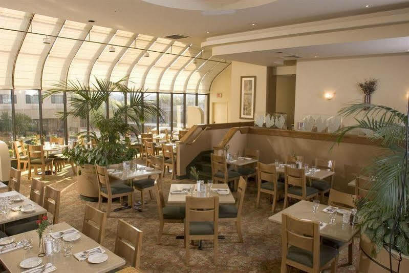 Monarch Hotel & Conference Center Clackamas Ngoại thất bức ảnh